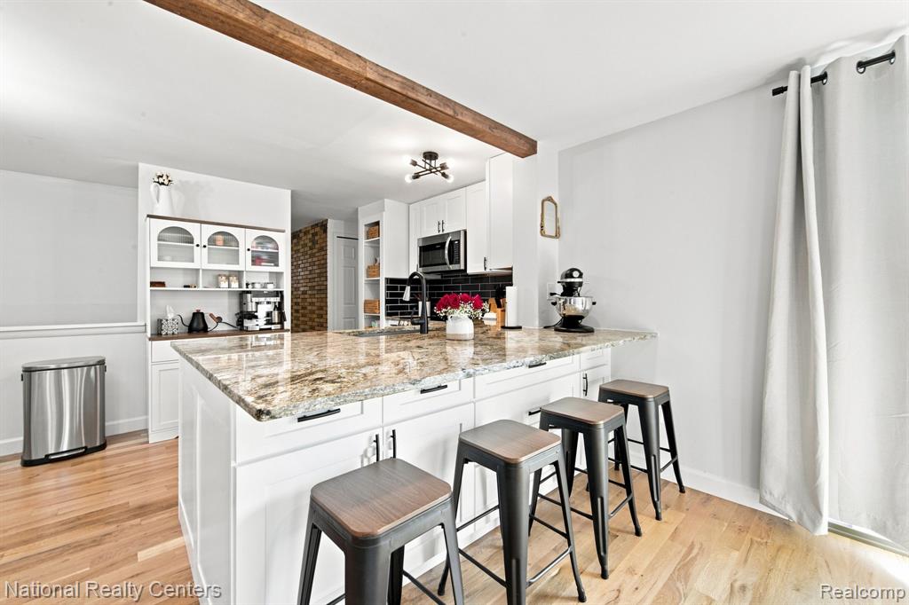 38030 Westvale Street Property Photo 12