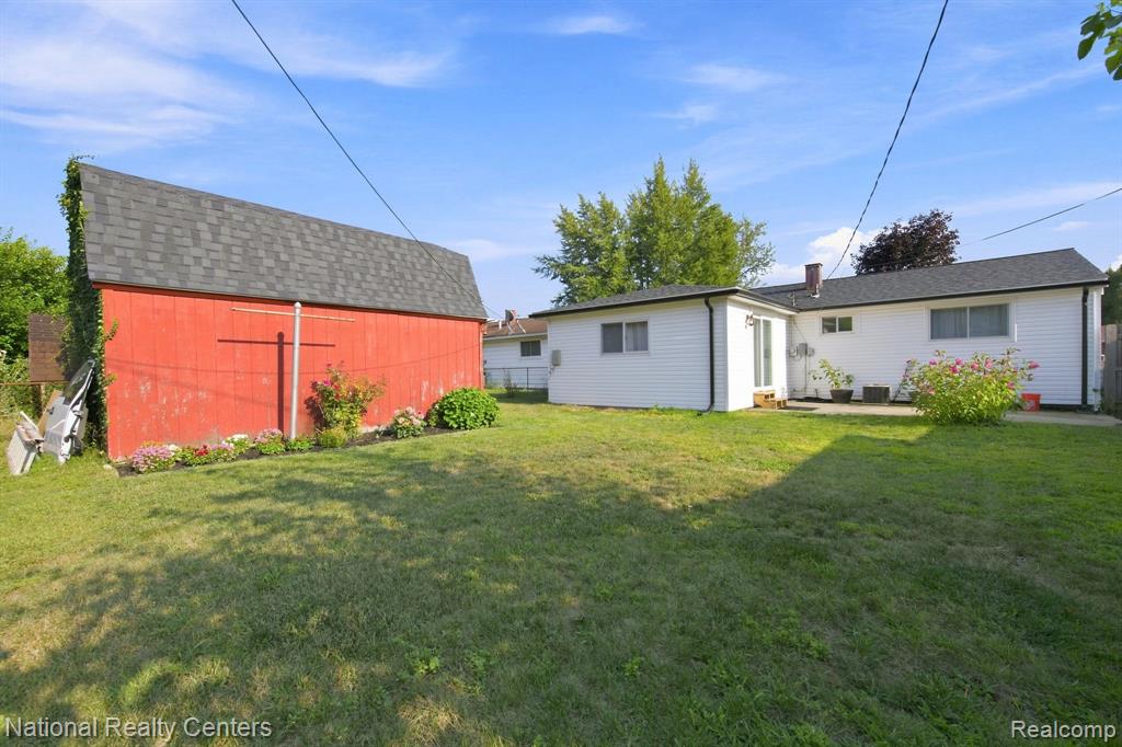 38030 Westvale Street Property Photo 30
