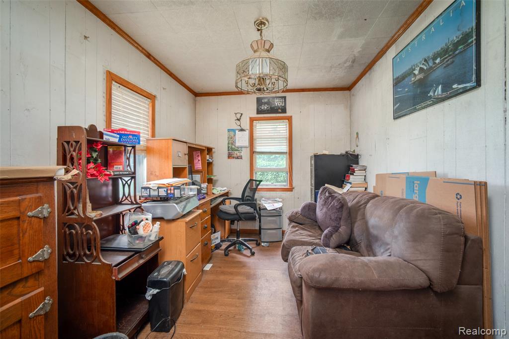 22211 Grandy Street Property Photo 5