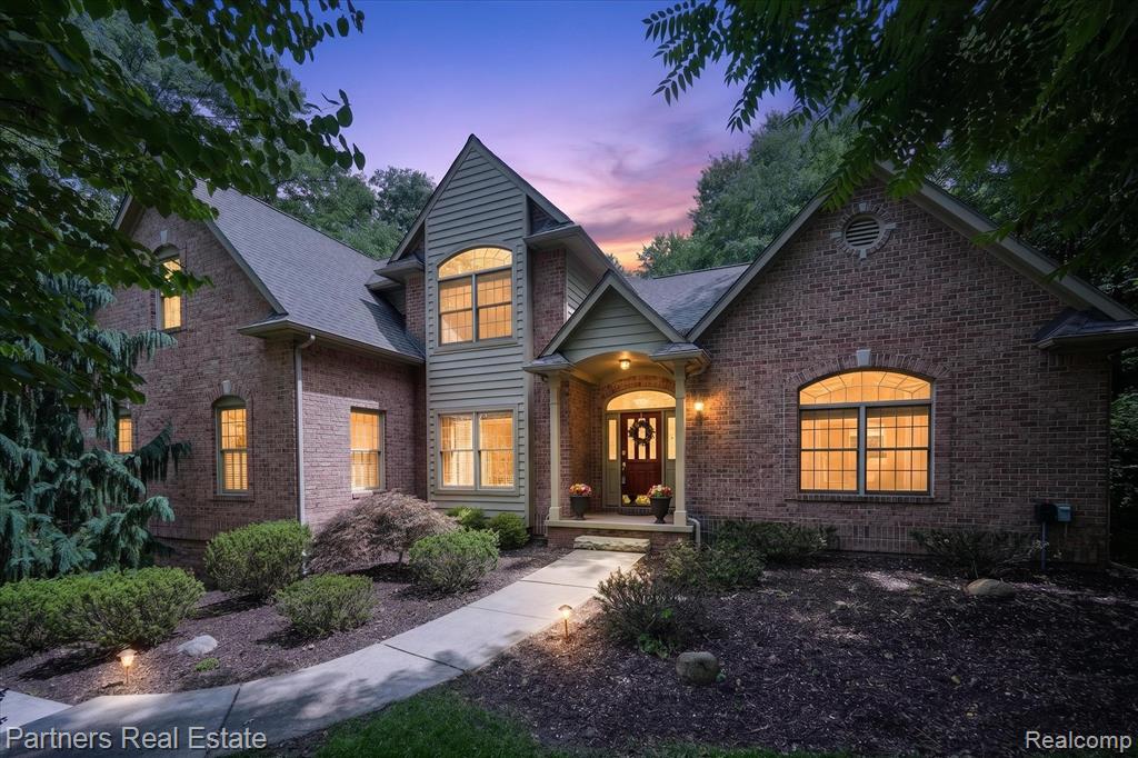 5935 Winans View Court Property Photo 1