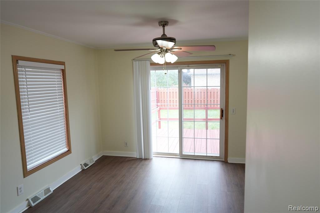 2018 John R Road Property Photo 8