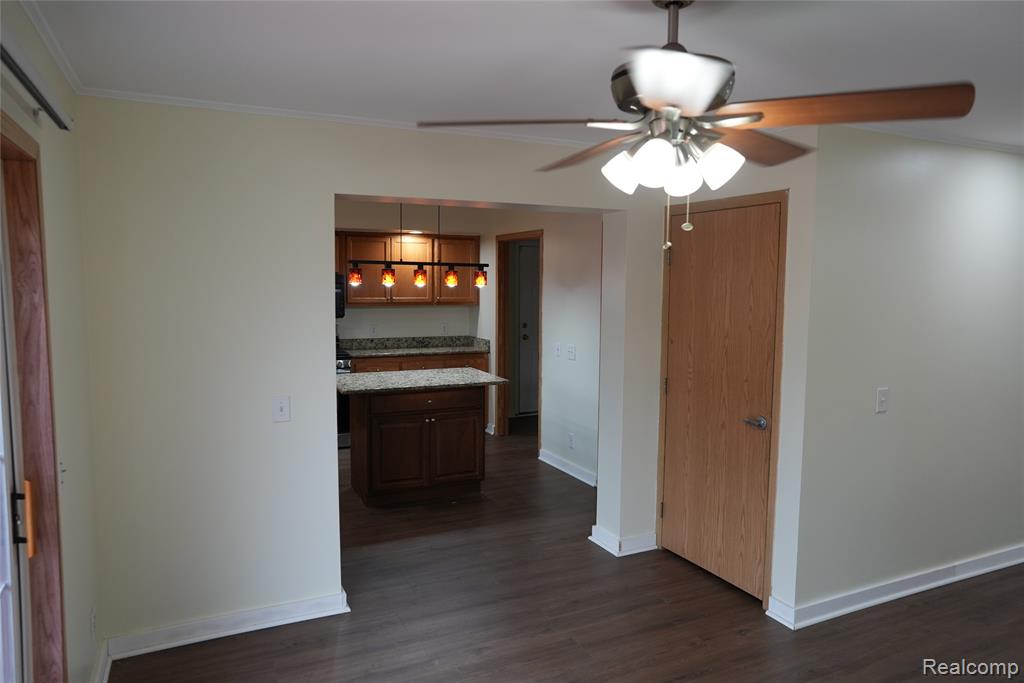 2018 John R Road Property Photo 9