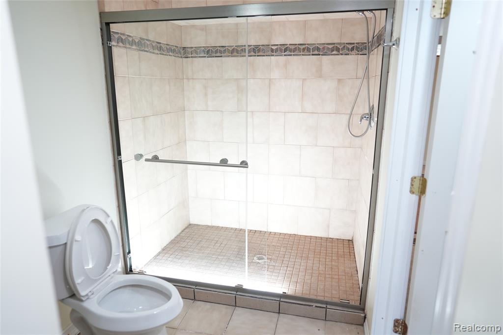 2018 John R Road Property Photo 28
