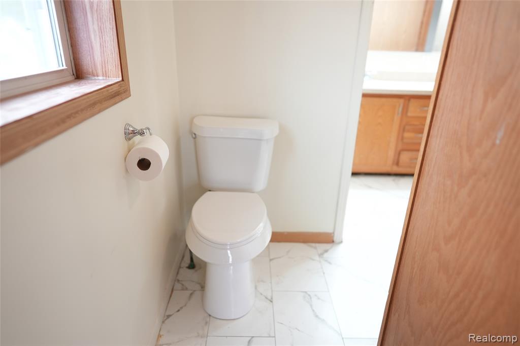 2018 John R Road Property Photo 37