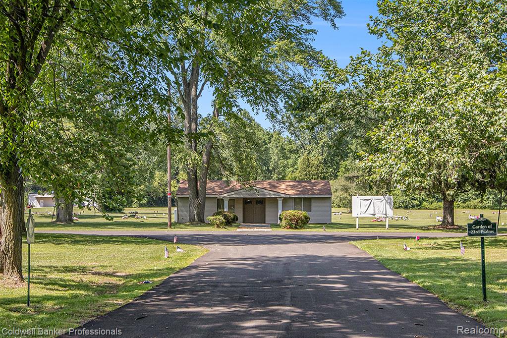 48300 Willow Road Property Photo 1