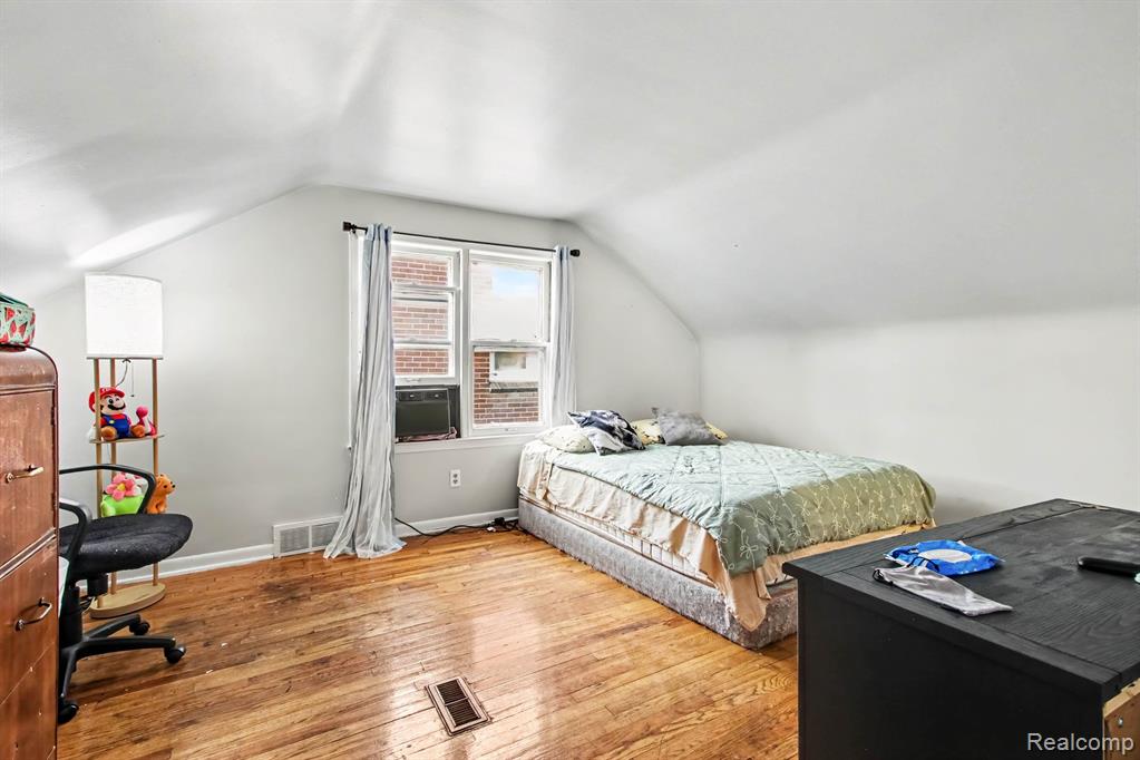3145 S Liddesdale Street Property Photo 11