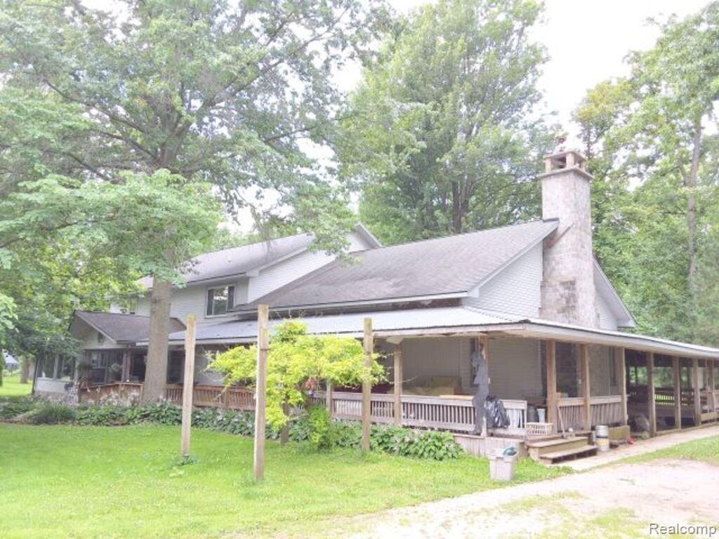 2040 Golf Course Rd Property Photo 1