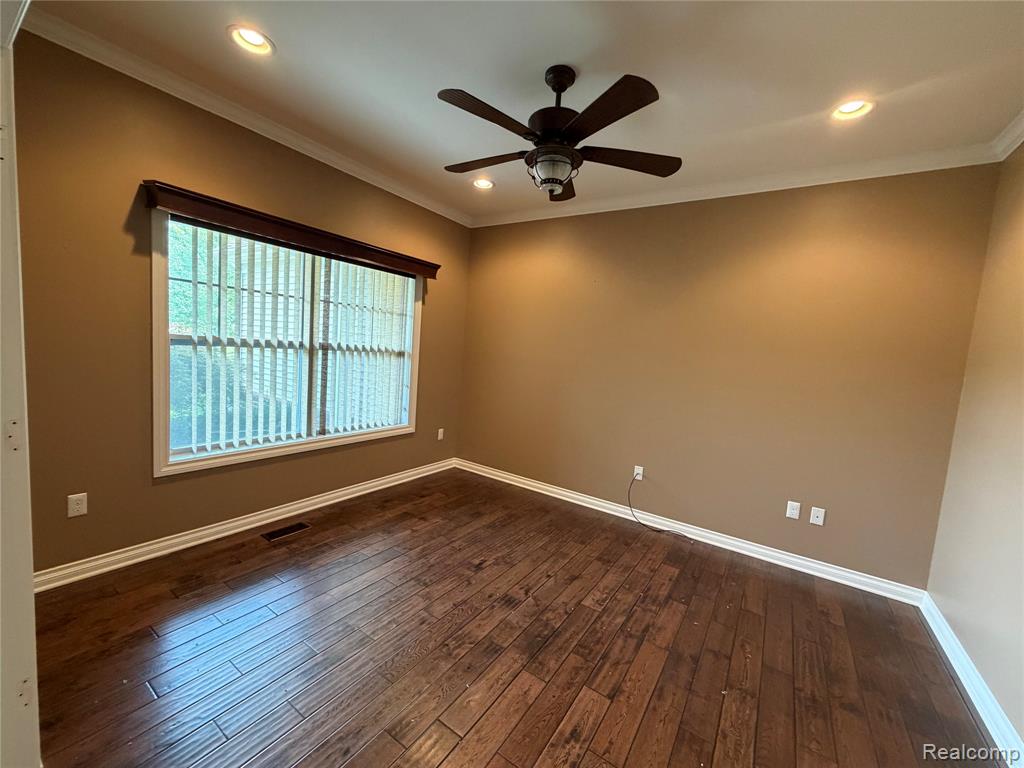 7876 Donegal Court Property Photo 7