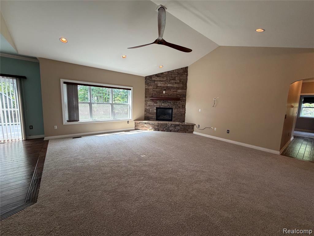 7876 Donegal Court Property Photo 8
