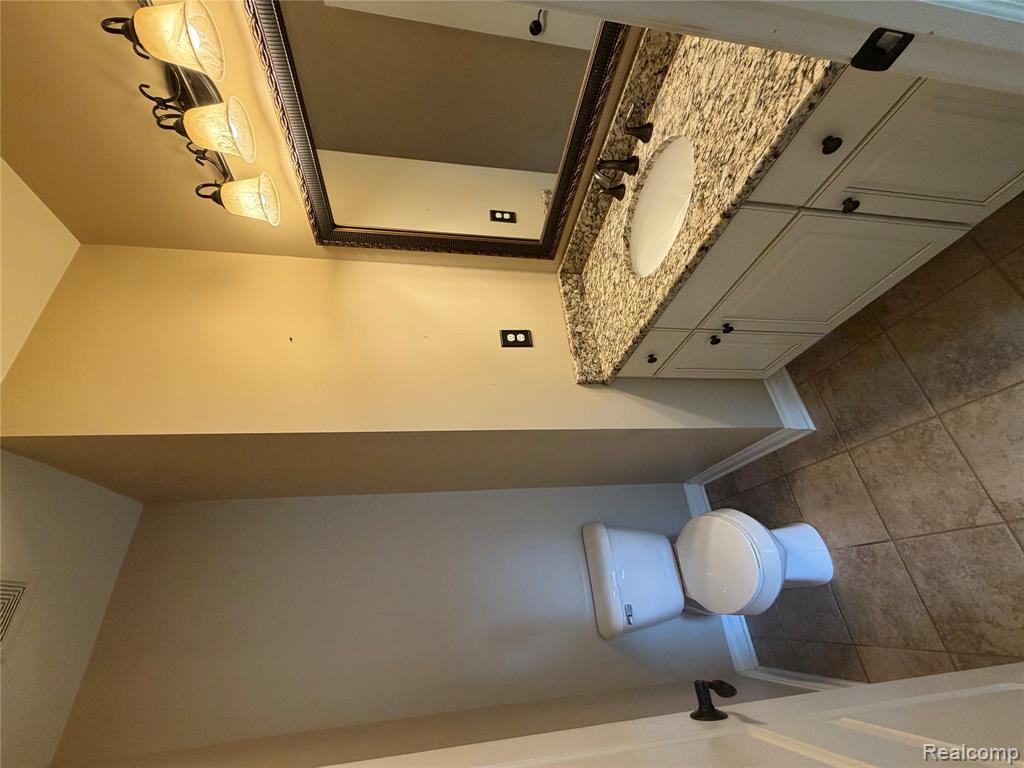 7876 Donegal Court Property Photo 12