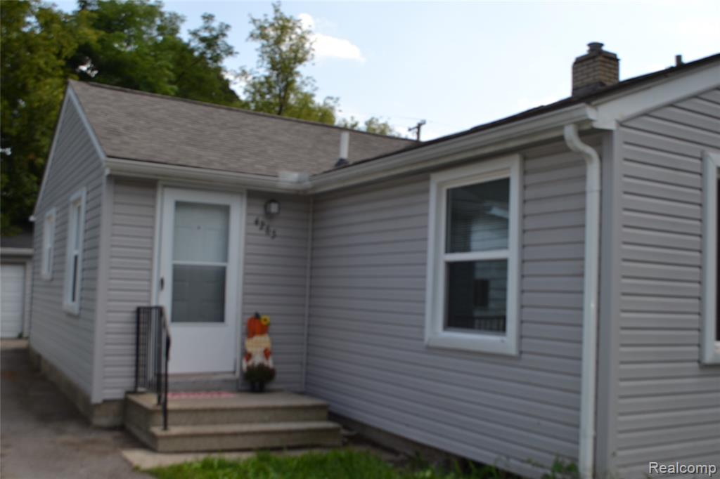 4265 Van Slyke Road Property Photo 3