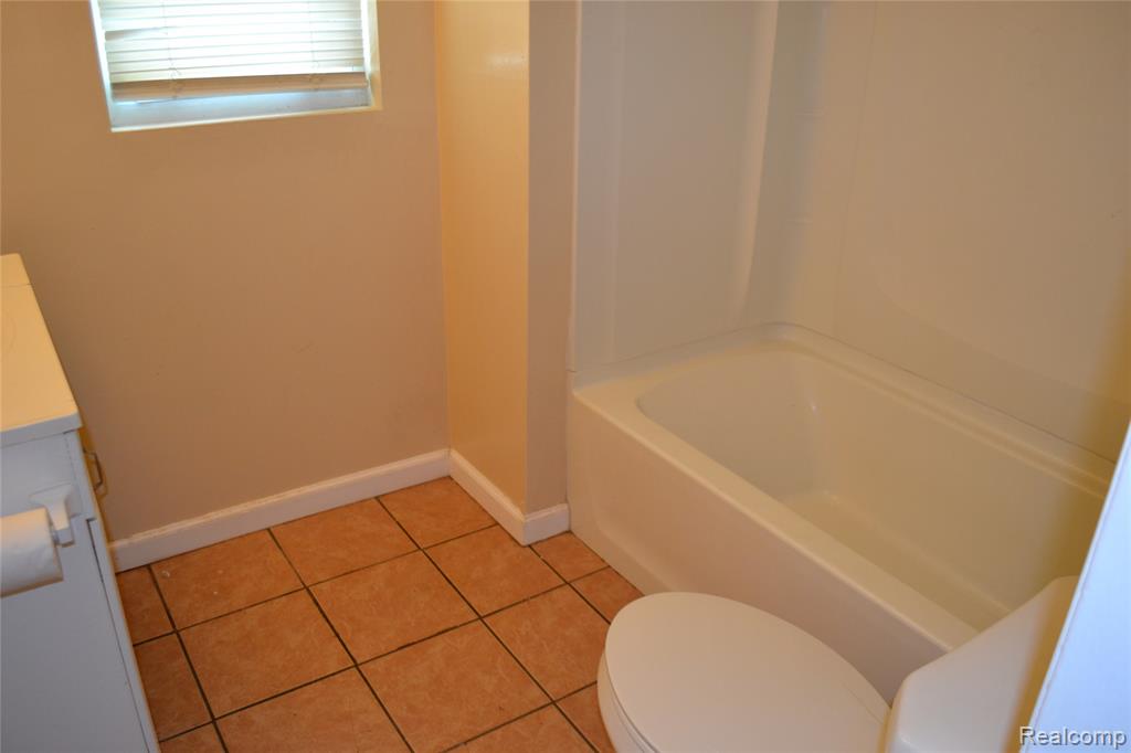 4265 Van Slyke Road Property Photo 17