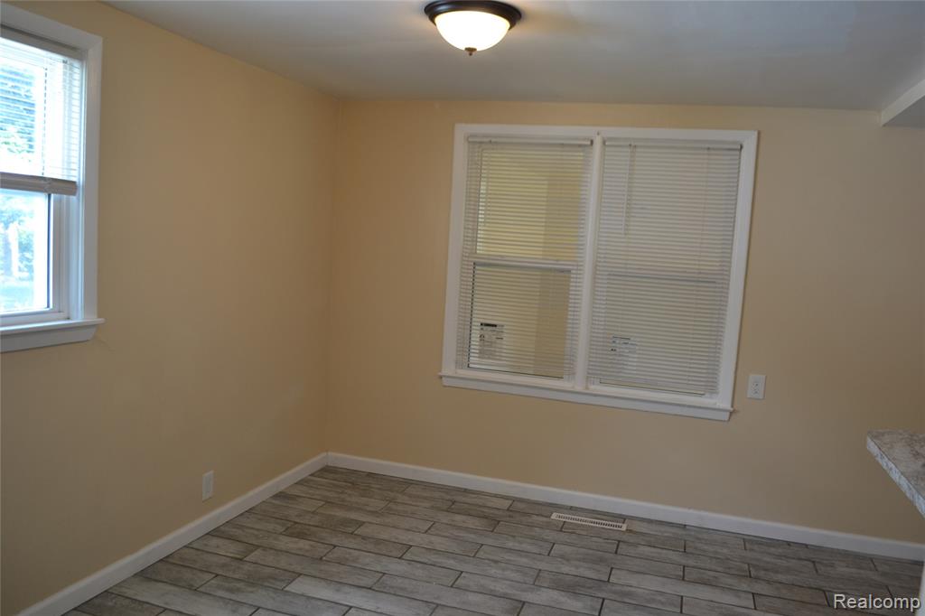 4265 Van Slyke Road Property Photo 24