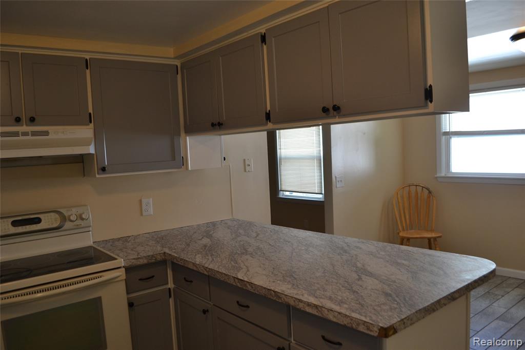 4265 Van Slyke Road Property Photo 25