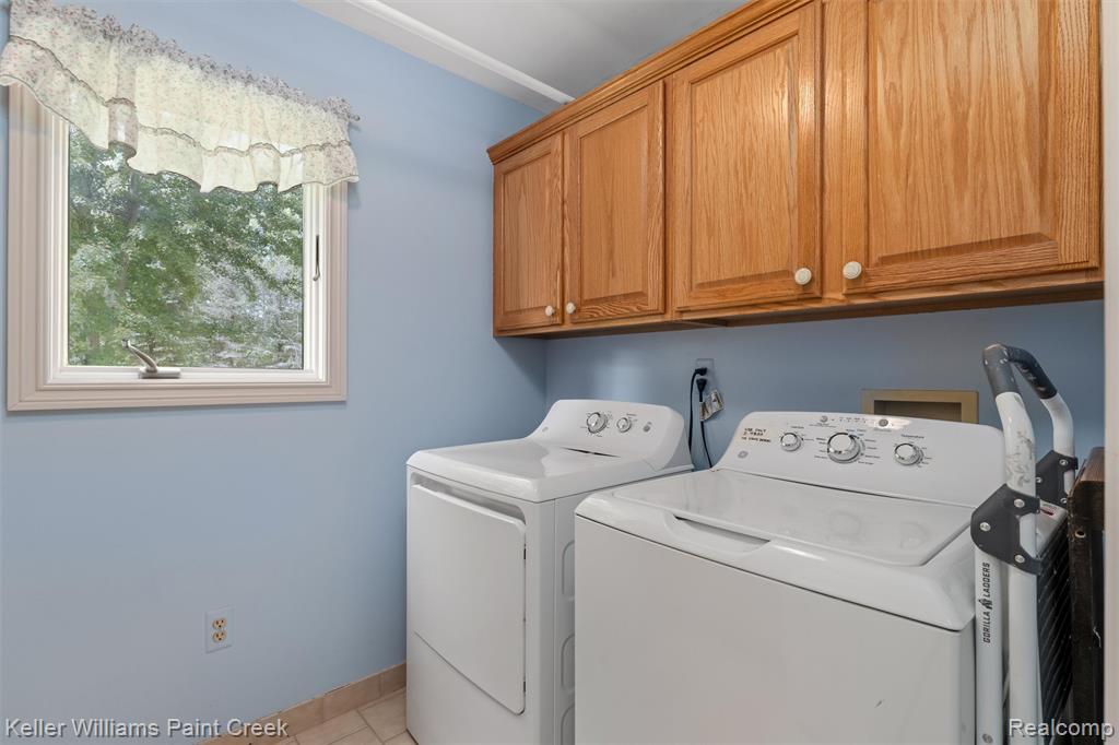 210 Mayfield Property Photo 17