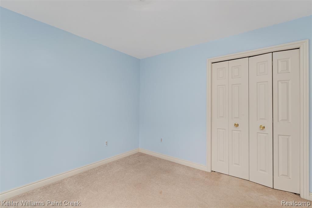210 Mayfield Property Photo 22