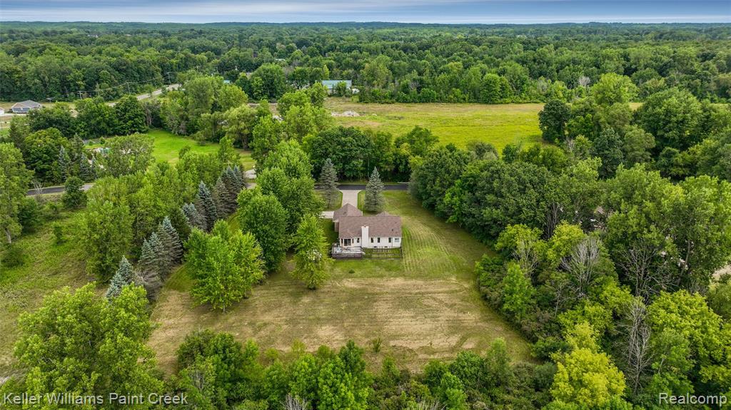 210 Mayfield Property Photo 49