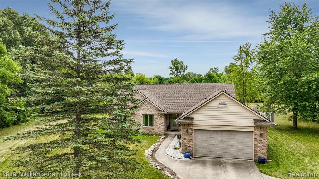 210 Mayfield Property Photo 60