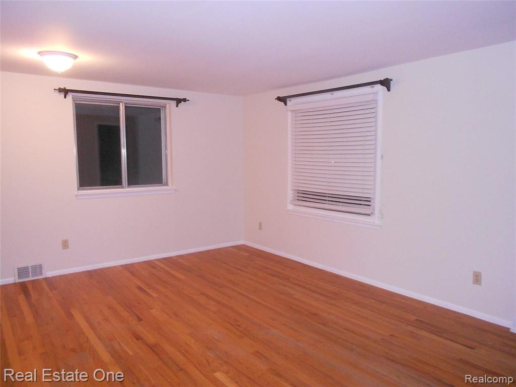 3541 Tothill Drive Property Photo 12