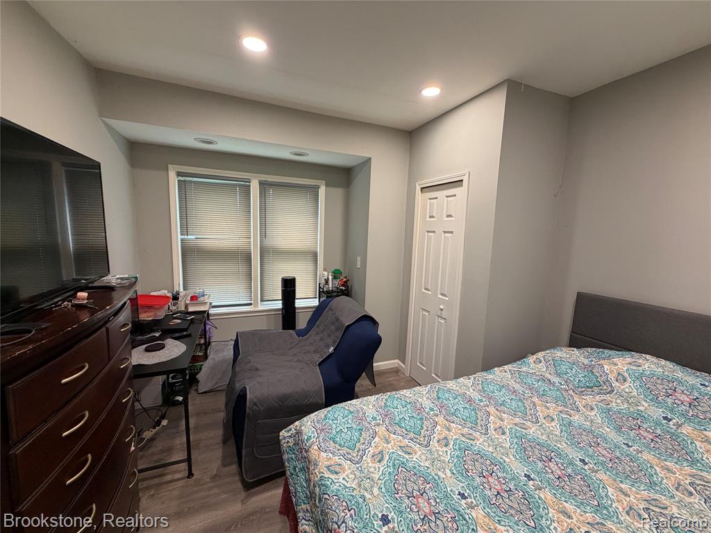 23151 Lawson Avenue Property Photo 7