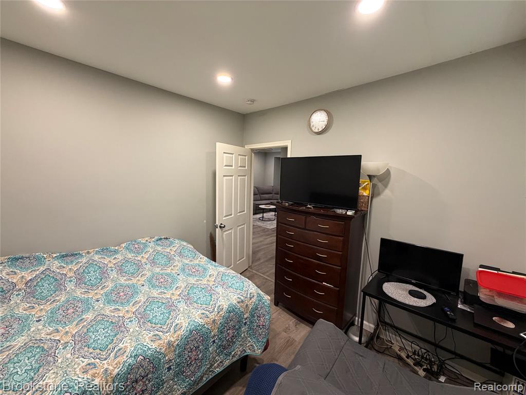 23151 Lawson Avenue Property Photo 8