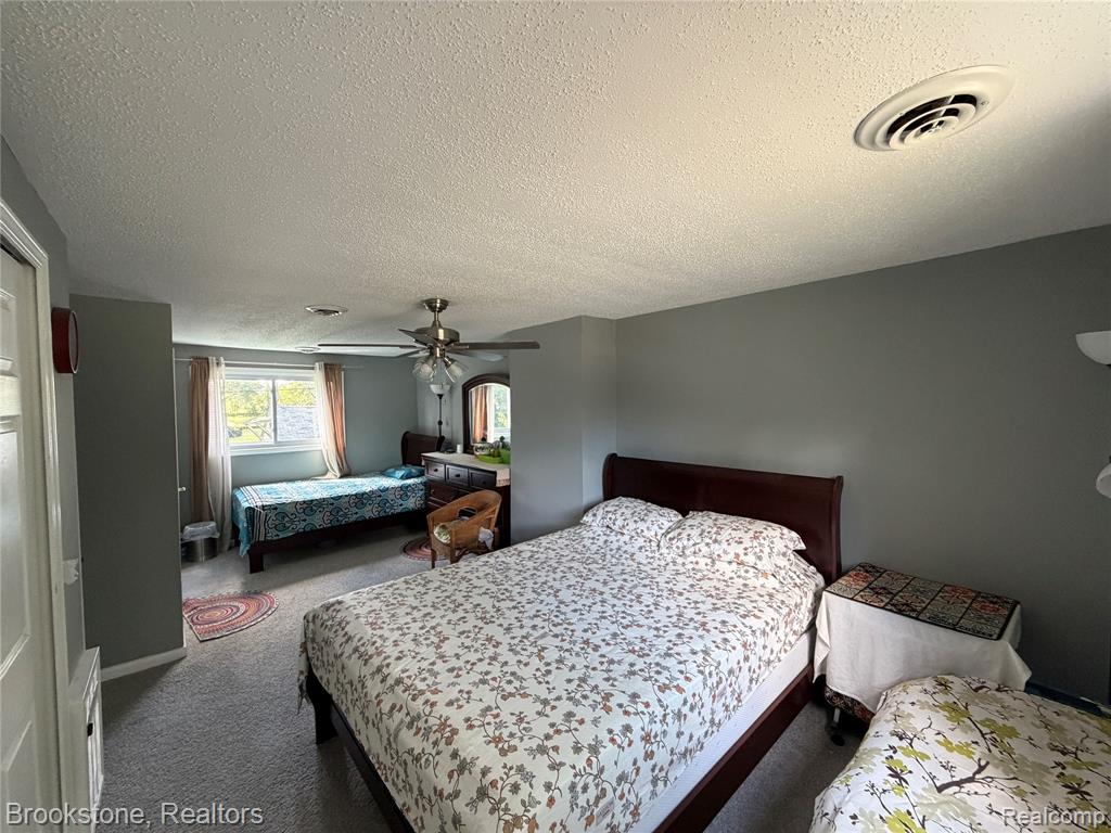 23151 Lawson Avenue Property Photo 20