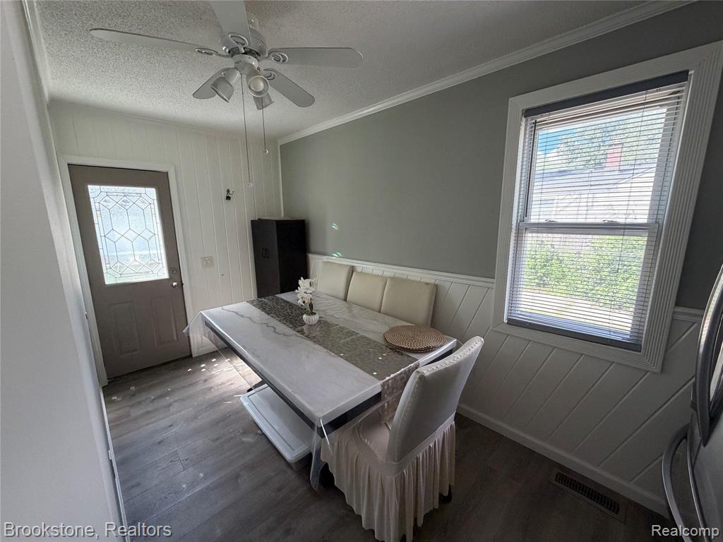 23151 Lawson Avenue Property Photo 49