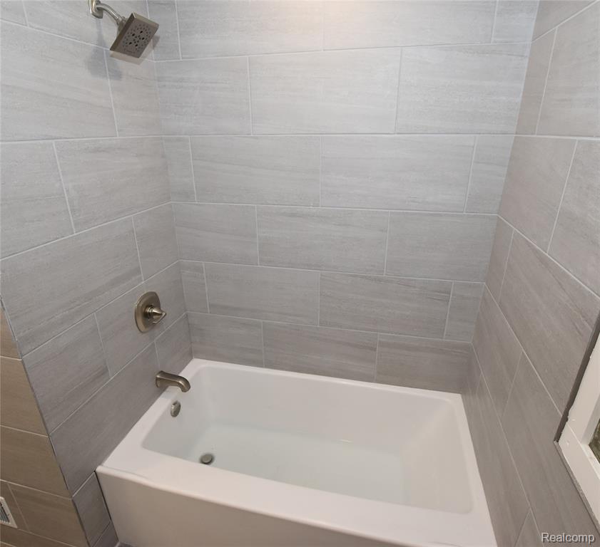 2332 Nolen Drive Property Photo 3