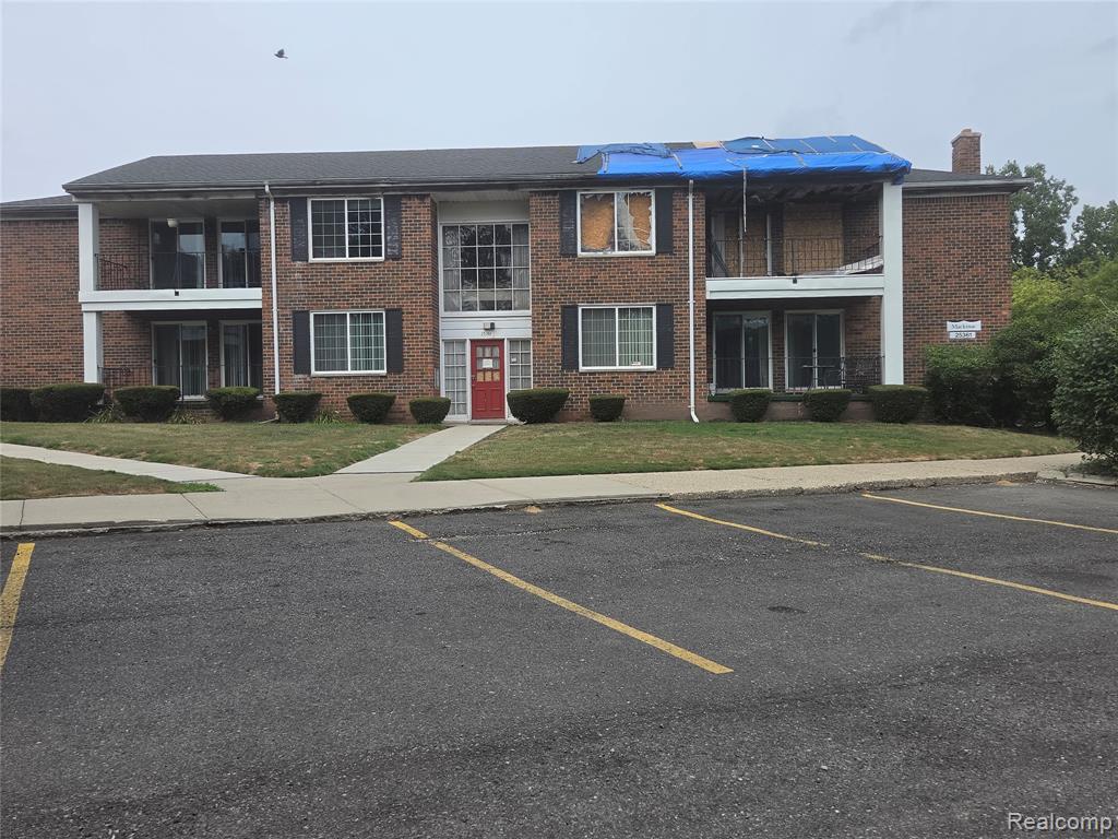 25361 Shiawassee Circle Property Photo 1