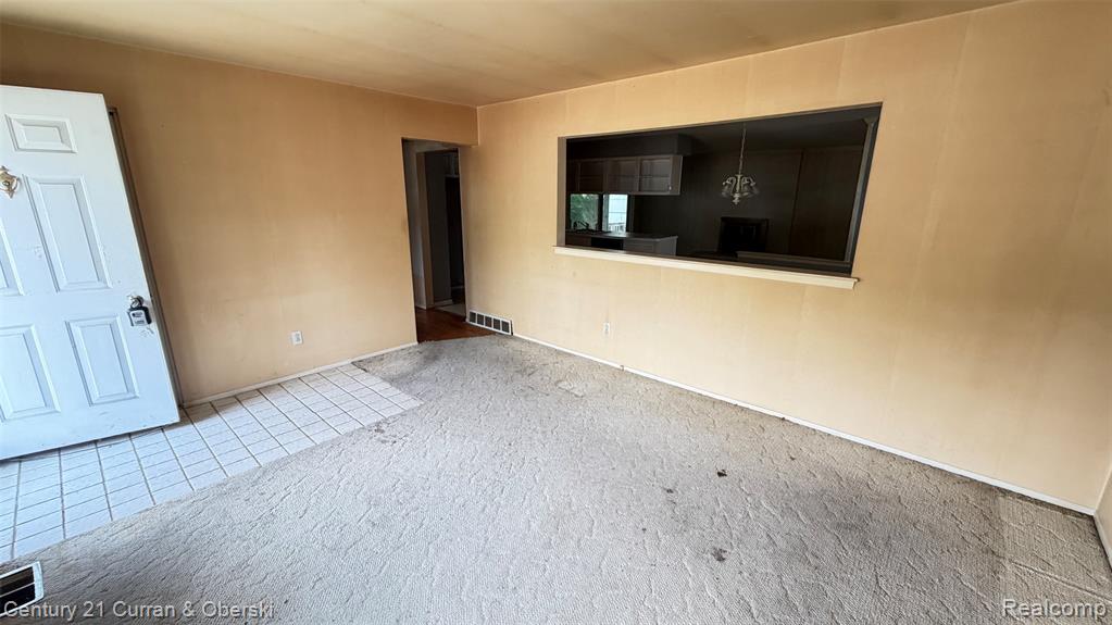 38609 Scott Drive Property Photo 5