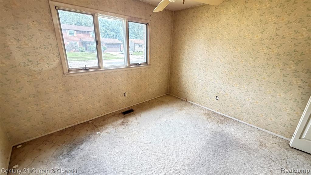 38609 Scott Drive Property Photo 11