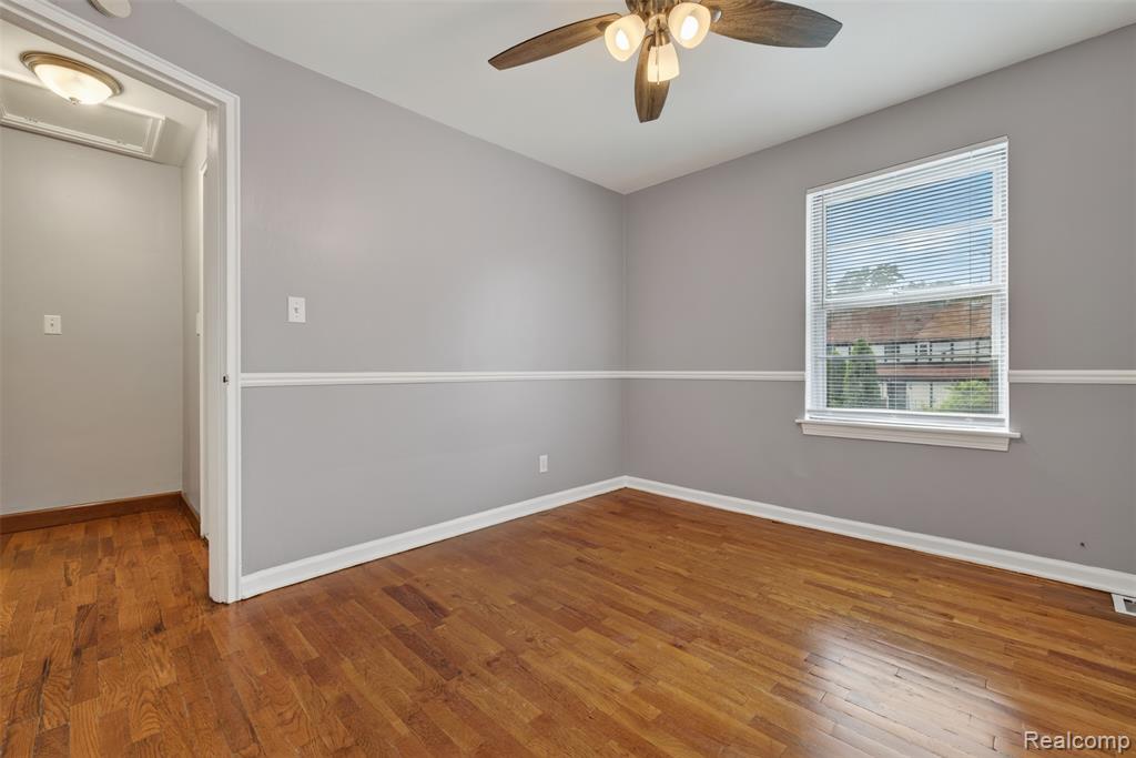 316 Sheffield Avenue Property Photo 20
