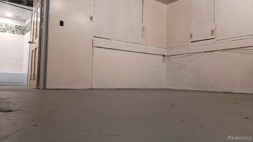 316 Sheffield Avenue Property Photo 25
