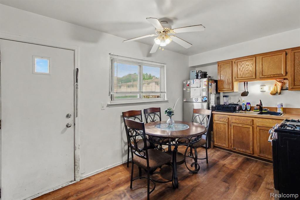 9612 Cornell Property Photo 8