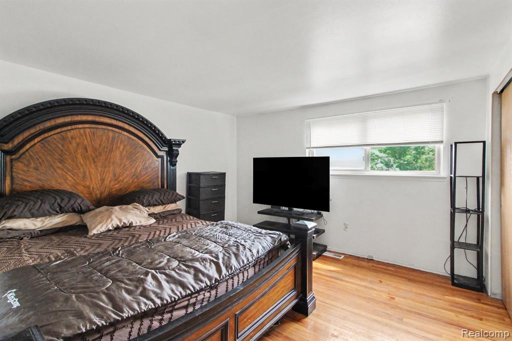 9612 Cornell Property Photo 9