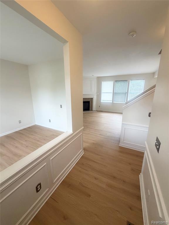 7586 Warwick Drive Property Photo 2