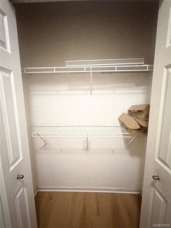 7586 Warwick Drive Property Photo 11
