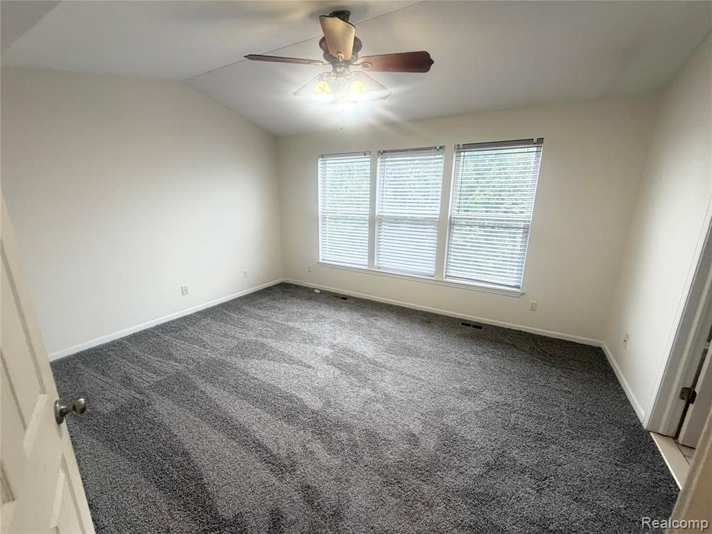 7586 Warwick Drive Property Photo 19