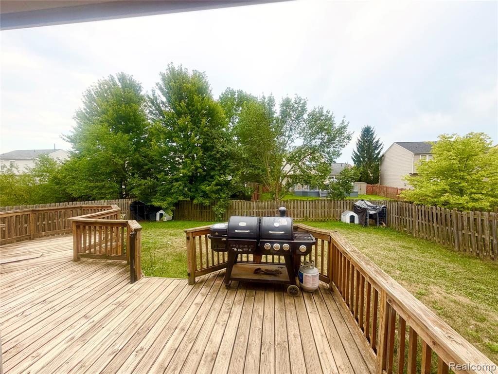 7586 Warwick Drive Property Photo 27