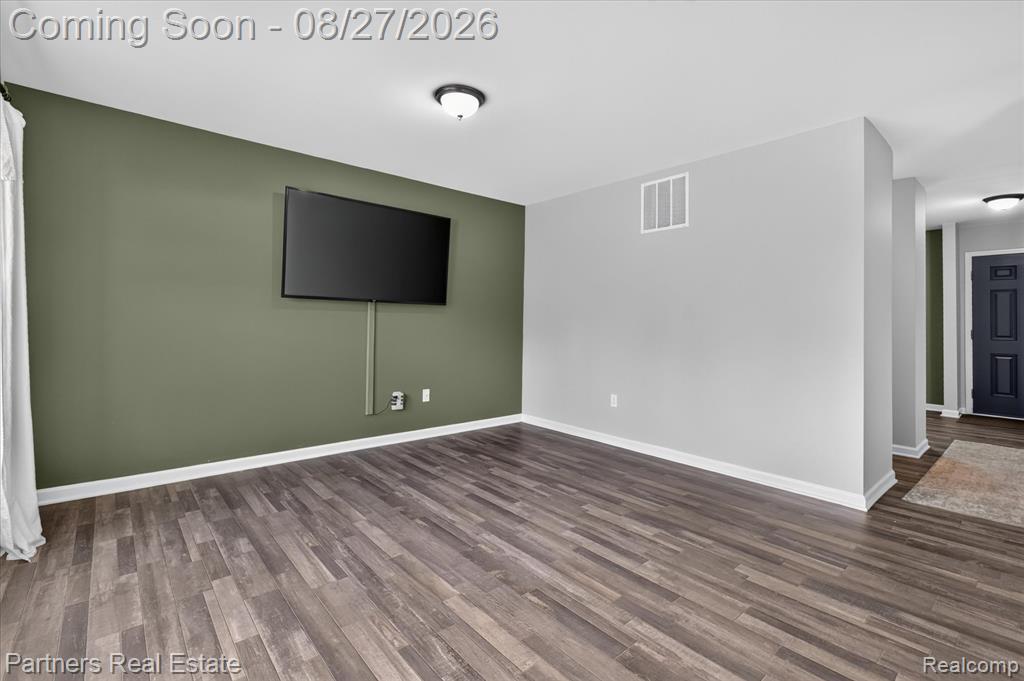 424 Saddlebrook Drive Property Photo 10