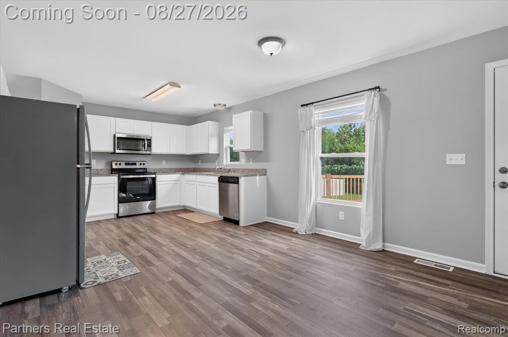 424 Saddlebrook Drive Property Photo 14
