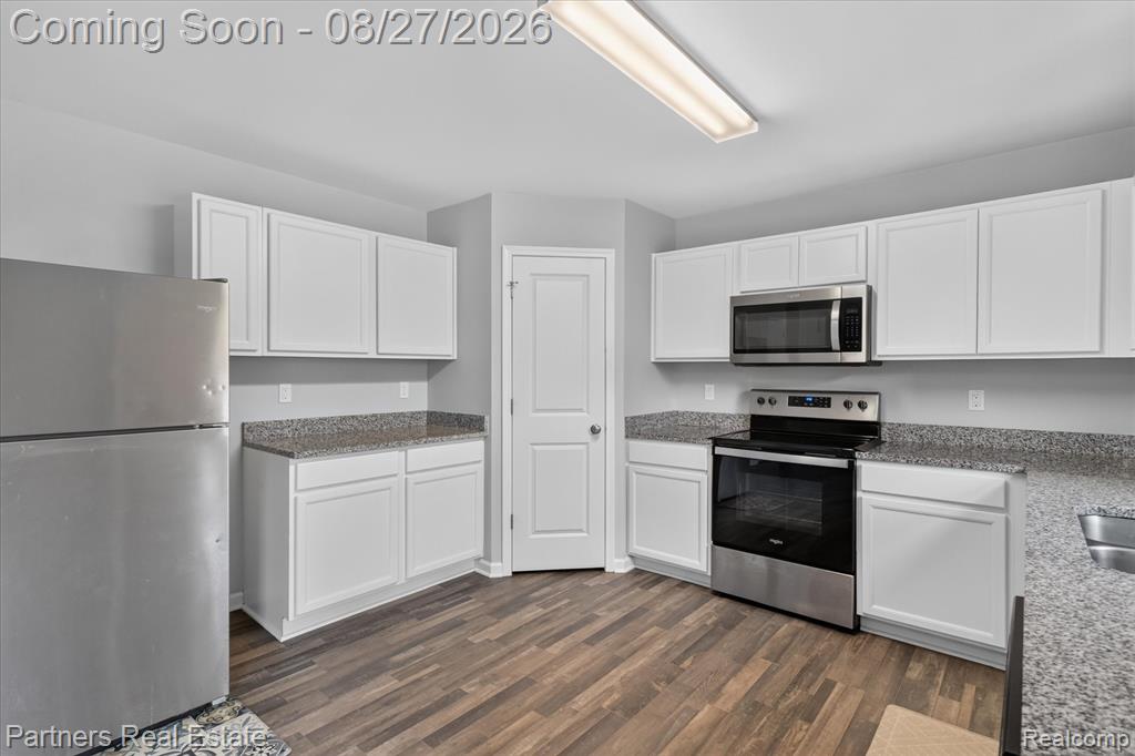 424 Saddlebrook Drive Property Photo 19