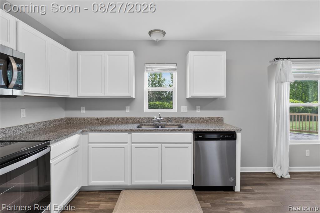 424 Saddlebrook Drive Property Photo 20