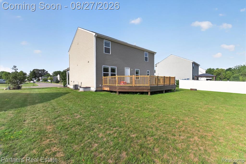 424 Saddlebrook Drive Property Photo 54