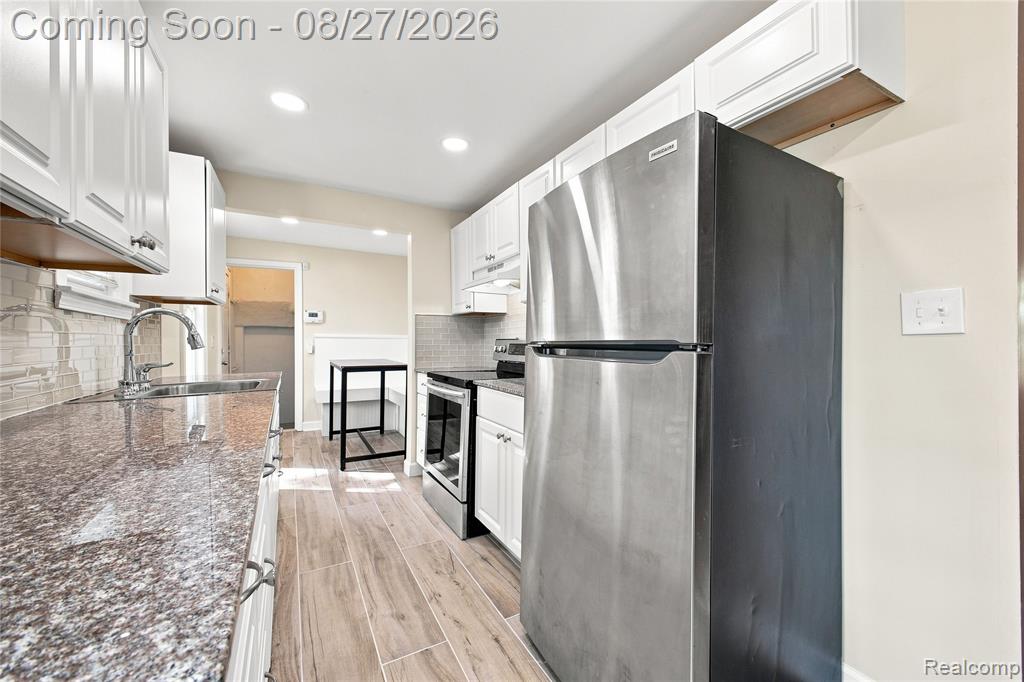 4697 Kingston Street Property Photo 8