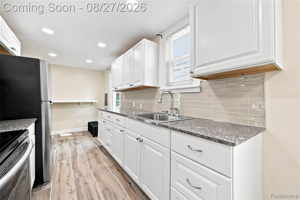 4697 Kingston Street Property Photo 10