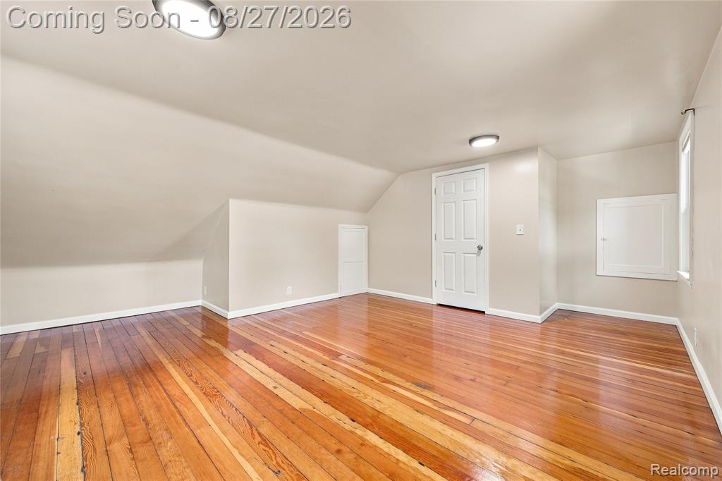 4697 Kingston Street Property Photo 13