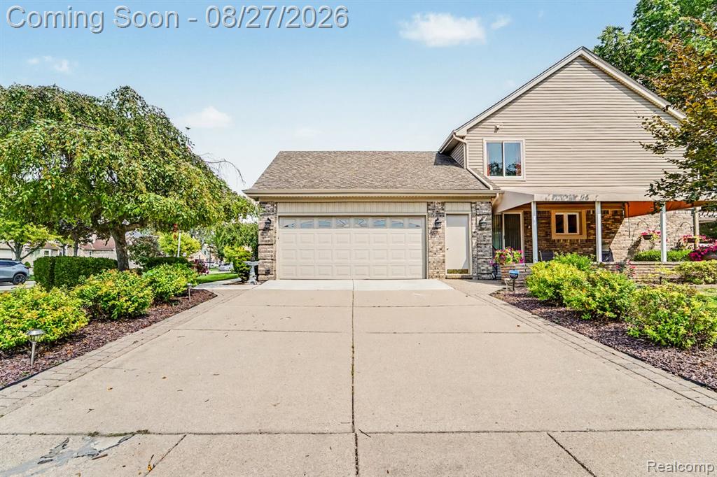 22097 Genesis Drive Property Photo 9