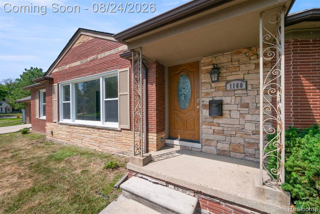 1160 Torrey Road Property Photo 5