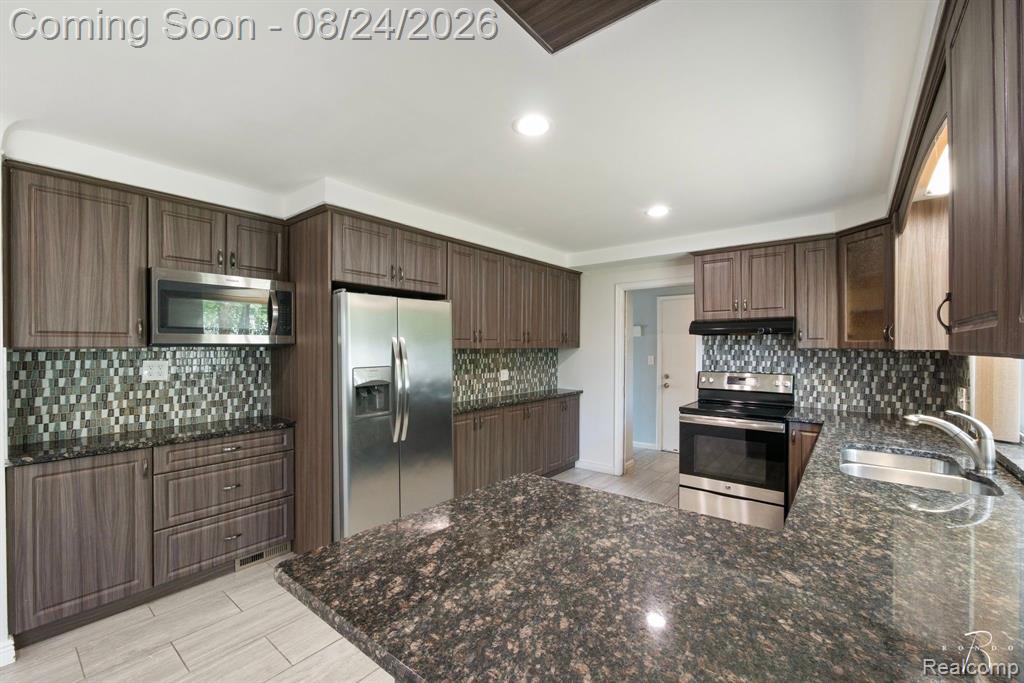 1160 Torrey Road Property Photo 16